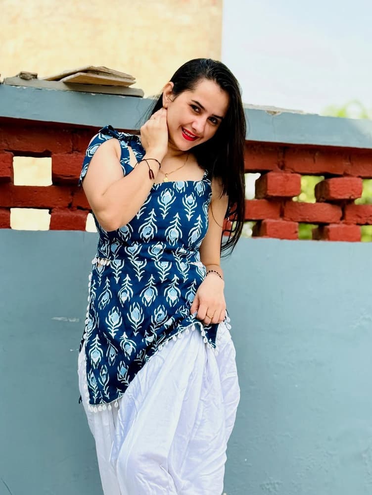 Midnight Bloom Tie-Up Short Kurti
